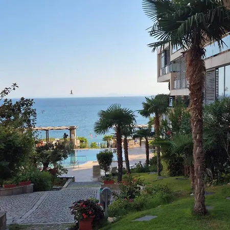 East Marina View Apartman Szveti Vlasz