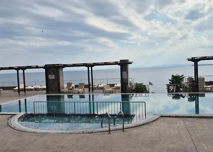 Apartment East Marina View *