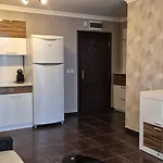 East Marina View Apartman Szveti Vlasz