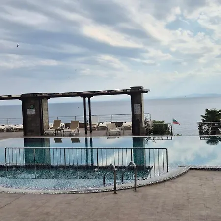 Апартамент East Marina View *