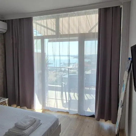 Апартамент East Marina View Свети Влас